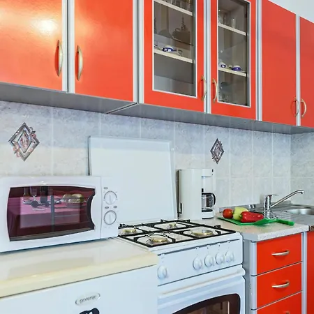 2 Bedroom Lovely In 公寓 *