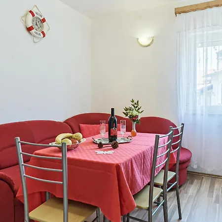 2 Bedroom Lovely In * Labin (Istria)
