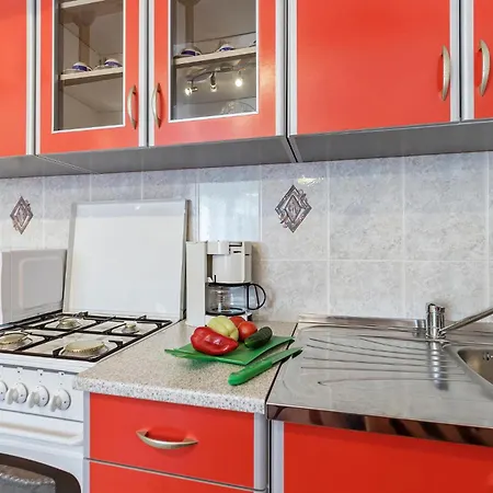 2 Bedroom Lovely In *